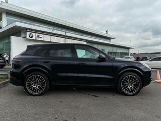 2020 Porsche Cayenne III, синий, 5890000 рублей, вид 4