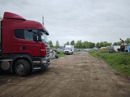 2011 Scania R-Series, пурпурный, 6500000 рублей, вид 3