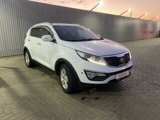 2011 Kia Sportage III, белый, 1200000 рублей, вид 2