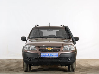 2017 Chevrolet Niva I Рестайлинг, коричневый, 749000 рублей, вид 2