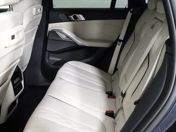 2021 BMW X6 30d III (G06), серый, 8350000 рублей - вид 17