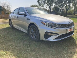 2020 Kia Optima IV Рестайлинг, серебристый, 1950000 рублей, вид 3