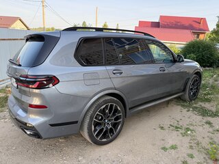 2023 BMW X7 40d I (G07) Рестайлинг, серый, 15000000 рублей, вид 2