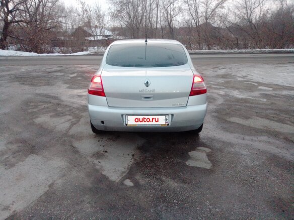 2007 Renault Megane II Рестайлинг, серебристый, 345000 рублей - вид 2