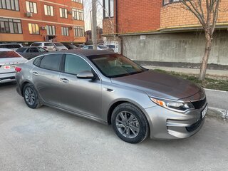 2017 Kia Optima IV, серый, 1300000 рублей, вид 3