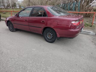 1993 Toyota Carina VI (T190), красный, 300000 рублей, вид 4
