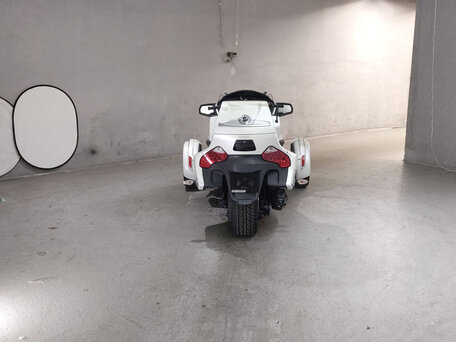 2014 BRP Can-Am Spyder, белый, 1600000 рублей, вид 3