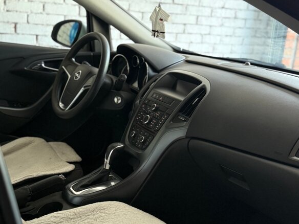 2012 Opel Astra J Рестайлинг, серебристый, 799999 рублей - вид 9