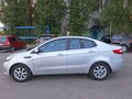 2013 Kia Rio III, серебристый, 900000 рублей - вид 3