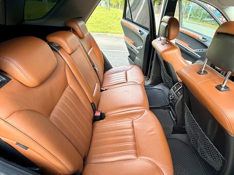 2008 Mercedes-Benz M-Класс 500 II (W164) Рестайлинг, чёрный, 1500000 рублей, вид 2