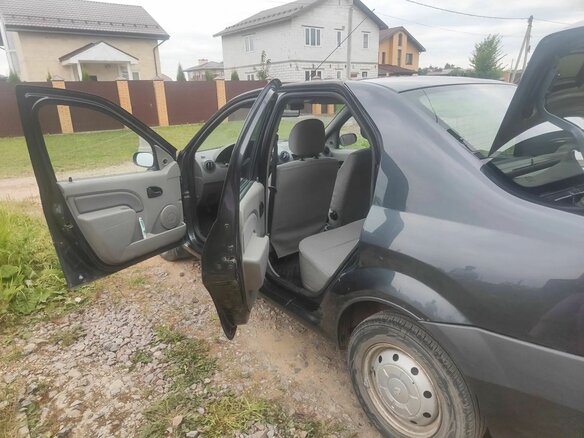 2009 Renault Logan I, серый, 324000 рублей - вид 1