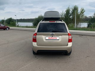 2007 Kia Carens II (UN), золотистый, 700000 рублей, вид 3