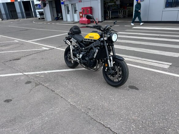 2018 Yamaha XSR900, жёлтый, 770000 рублей