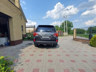 2011 Toyota Land Cruiser 200 Series, серый, 2849000 рублей, вид 3