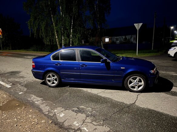 2003 BMW 3 серии 320i IV (E46) Рестайлинг, синий, 850000 рублей - вид 2