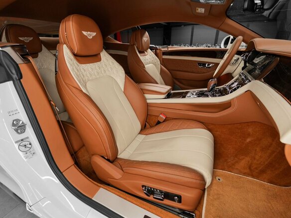 2020 Bentley Continental GT III, белый, 16600000 рублей - вид 24