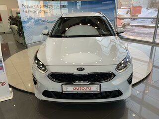 2019 Kia Ceed III, белый, 1900000 рублей, вид 4