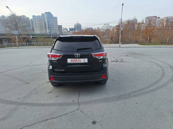 2015 Toyota Highlander III (XU50), чёрный, 3900000 рублей - вид 1