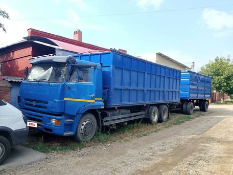 2012 КамАЗ 65117, голубой, 2700000 рублей, вид 1