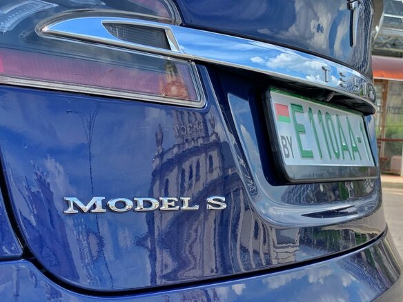 2017 Tesla Model S P100D I Рестайлинг, синий - вид 20