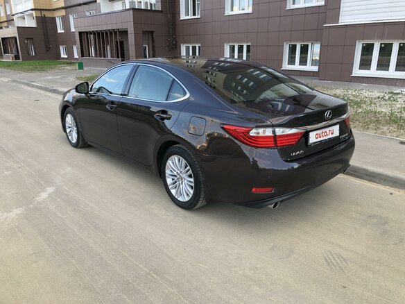 2013 Lexus ES 250 VI, коричневый