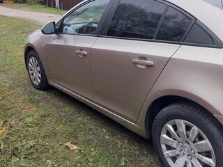 2011 Chevrolet Cruze I, бежевый, 450000 рублей, вид 4