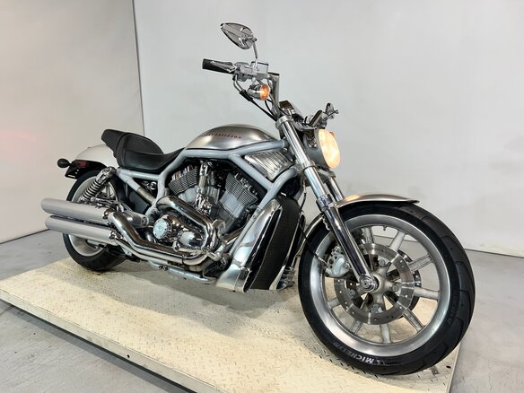 2003 Harley-Davidson V-Rod, серебристый, 460000 рублей - вид 6