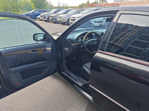 2006 Mercedes-Benz E-Класс 200 III (W211, S211), чёрный, 1300000 рублей - вид 12