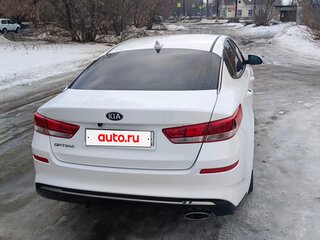 2018 Kia Optima IV Рестайлинг, белый, 1500000 рублей, вид 4