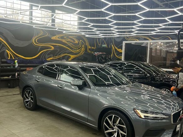 2020 Volvo S60 III, серый - вид 9