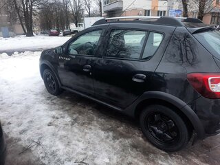 2019 Renault Sandero Stepway II Рестайлинг, чёрный, 800000 рублей, вид 3