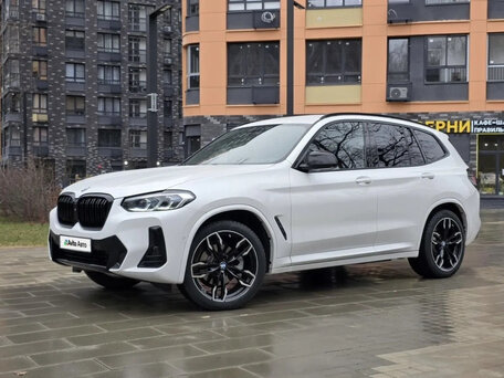 2024 BMW X3 25i xDrive III (G01) Рестайлинг, белый, 4700000 рублей, вид 3
