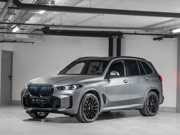 2024 BMW X5 40d IV (G05/G18) Рестайлинг, серый