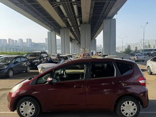 2012 Honda Fit II, красный, 850000 рублей, вид 4