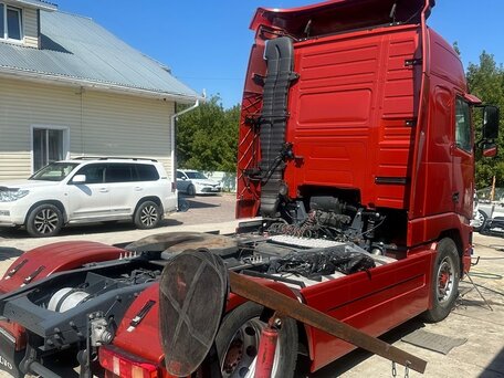 1998 Volvo FH, красный, 2799999 рублей, вид 5
