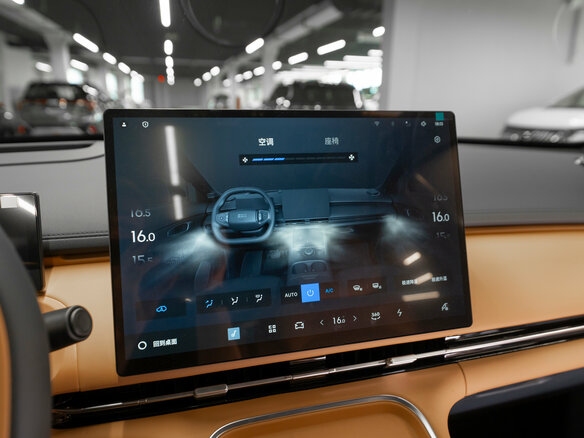 2026 Geely Galaxy Starship 7 135km, чёрный - вид 17