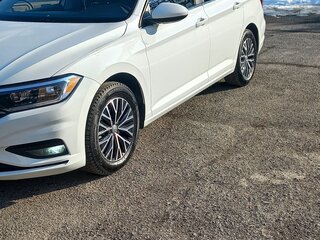 2019 Volkswagen Jetta 6-speed VII, белый, 1690000 рублей, вид 1