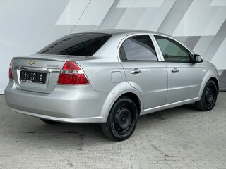 2011 Chevrolet Aveo I Рестайлинг, серебристый, 388000 рублей, вид 5