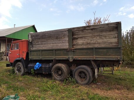 1988 КамАЗ 5320, красный, 550000 рублей, вид 2