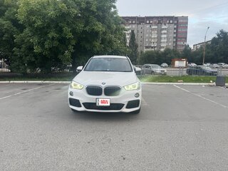 2018 BMW X1 18i sDrive II (F48), белый, 2099999 рублей, вид 2