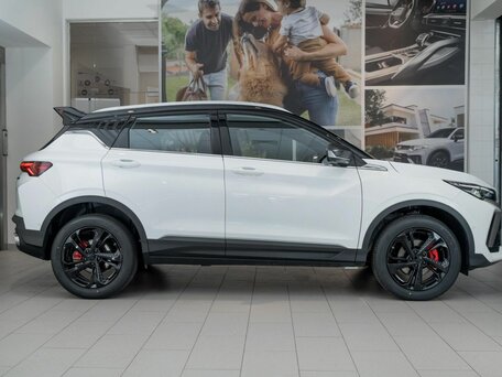 2026 Geely Coolray I Рестайлинг 2, белый, 2964990 рублей, вид 2