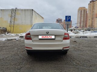 2014 Skoda Octavia III (A7), белый, 800000 рублей, вид 4