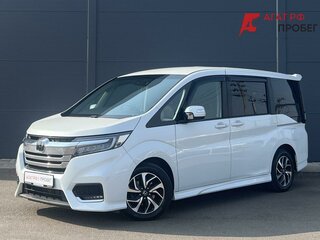 Honda Stepwgn Spada V Рестайлинг