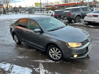 2013 Volkswagen Jetta VI, серый, 1300000 рублей, вид 4