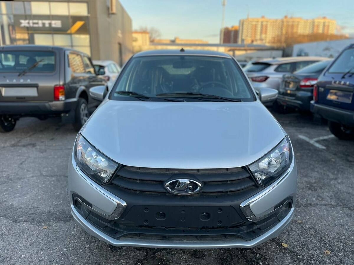 Открыть фотографии: Lada (ВАЗ) Granta I Рестайлинг