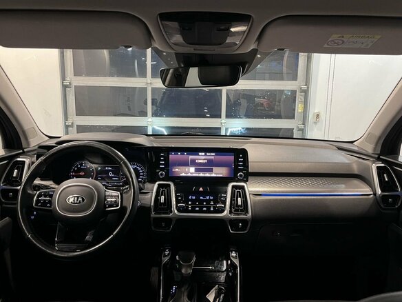 2021 Kia Sorento IV, чёрный - вид 8