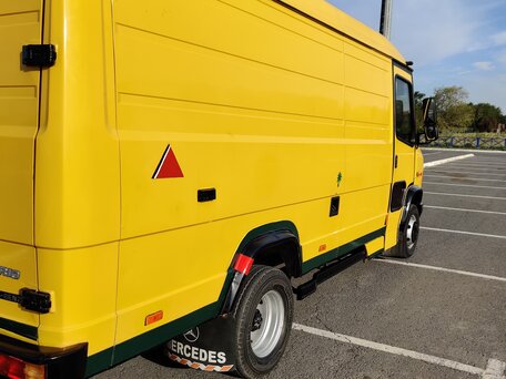1999 Mercedes-Benz Vario, жёлтый, 2000000 рублей, вид 5