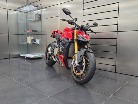 2023 Ducati Streetfighter V4, красный, 1850000 рублей, вид 2