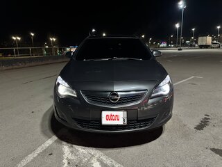 2011 Opel Astra J, серый, 840000 рублей, вид 2