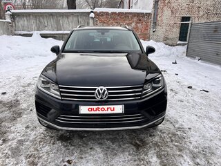 2016 Volkswagen Touareg II Рестайлинг, чёрный, 3000000 рублей, вид 1
